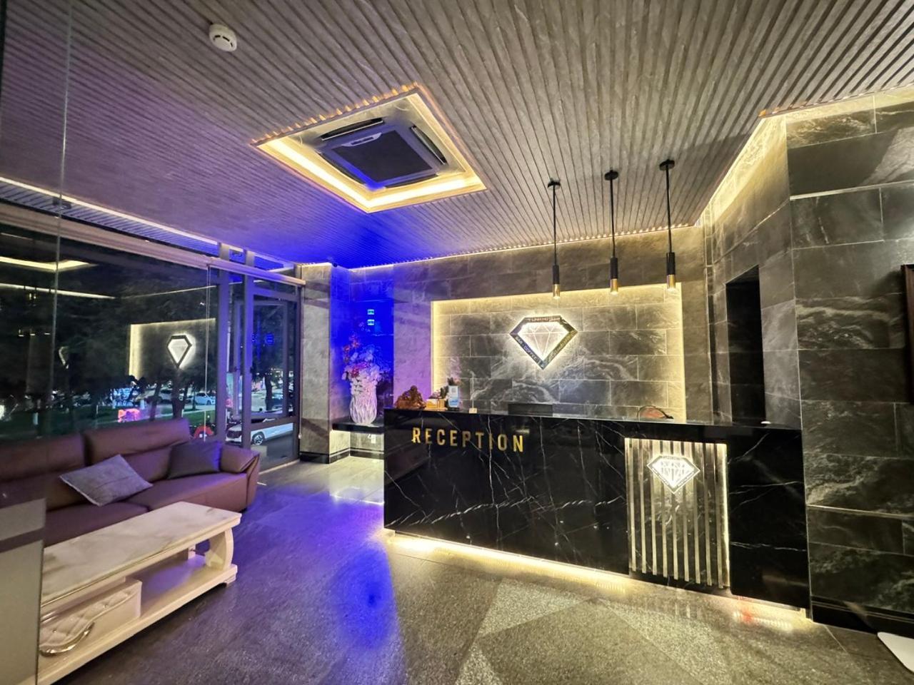 Y Linh Hotel Quy Nhơn Zewnętrze zdjęcie